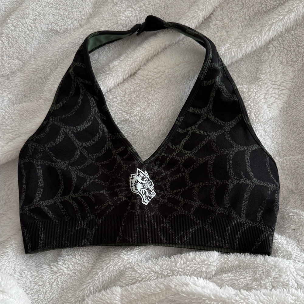 Darc Sport Black and Gray Crop Top